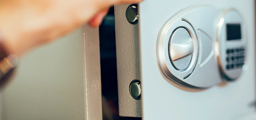 Fingerprint Safe Openers in Marina, CA